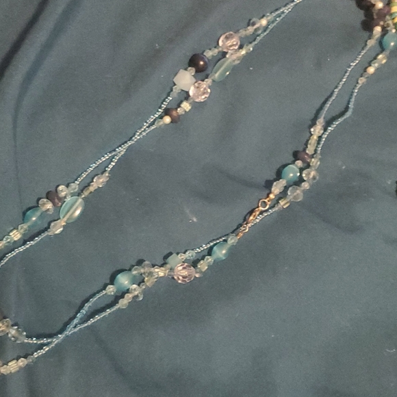 Blue and green costume necklace mix - Picture 5 of 10